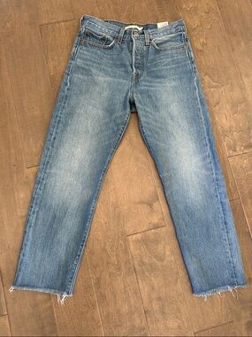 Classic Women’s Wedgie Straight-Leg Jeans